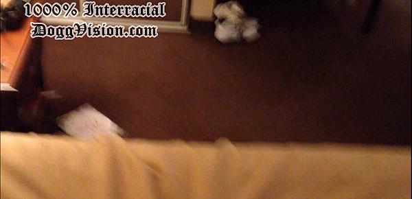  Bareback Anal for Pussy Farting Hotel Mgr